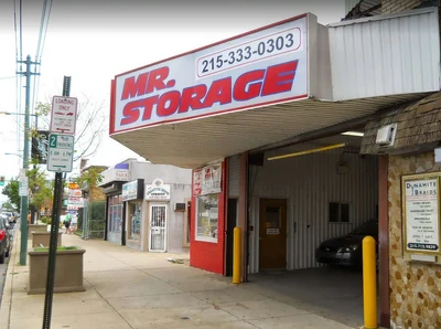 Mr. Storage facility main entrance